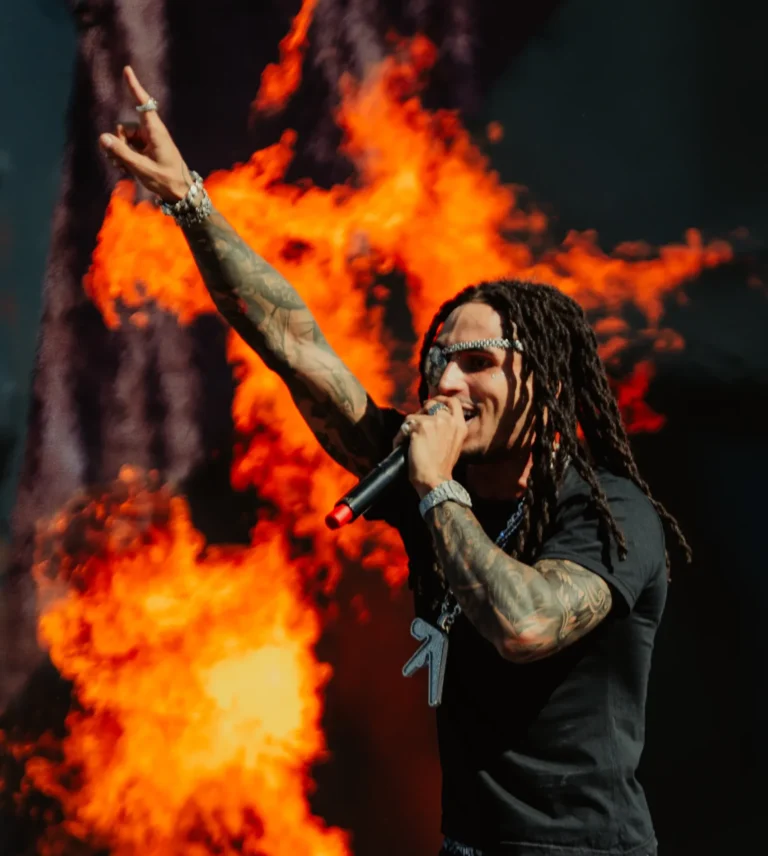 Matuê é 1º rapper brasileiro no Palco Mundo do RiR