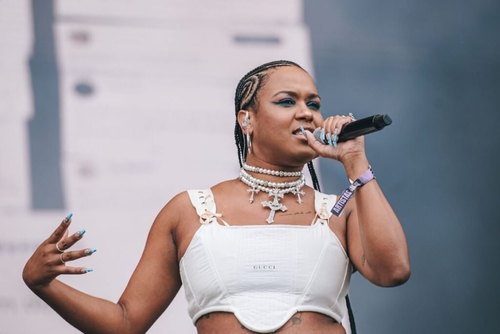 MC Luanna